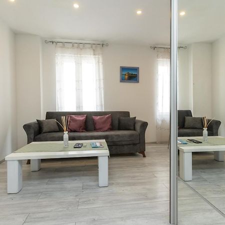 Alpha loft 1BR apartment in center Zara Esterno foto