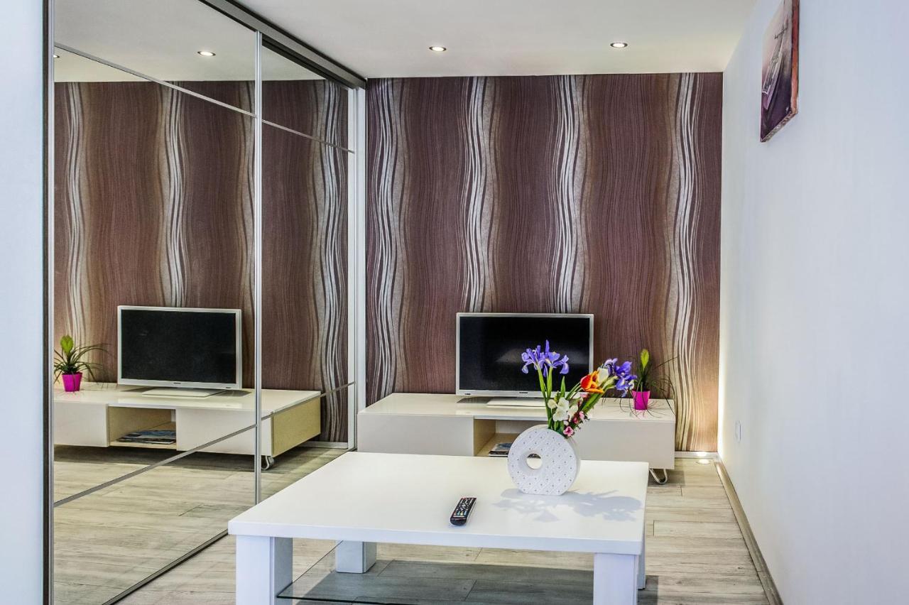 Alpha loft 1BR apartment in center Zara Esterno foto